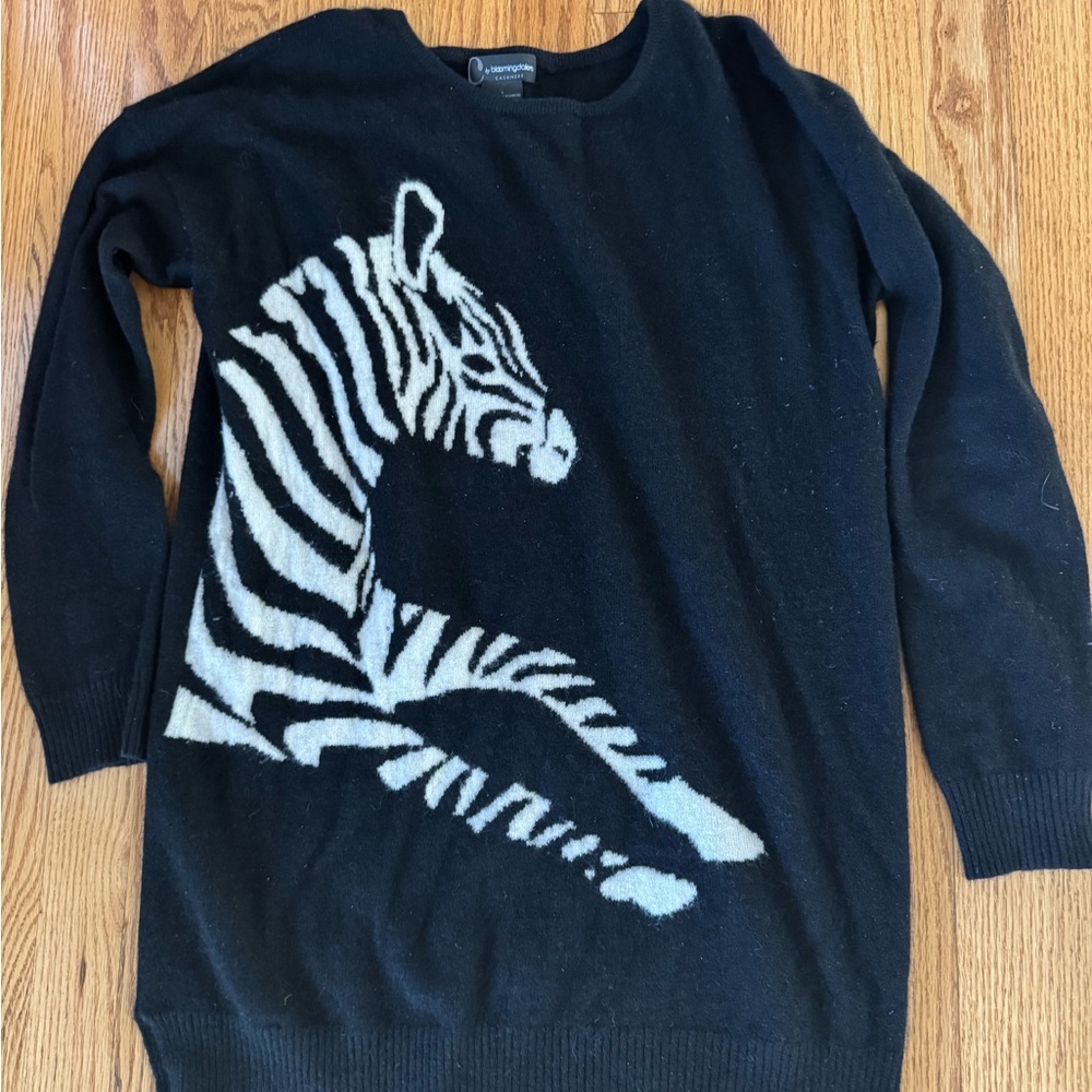 Bloomingdale's Black Cashmere Sweater